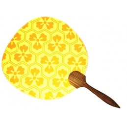 Japonský papírový dekorativní vějíř ve stylu "uchiwa"