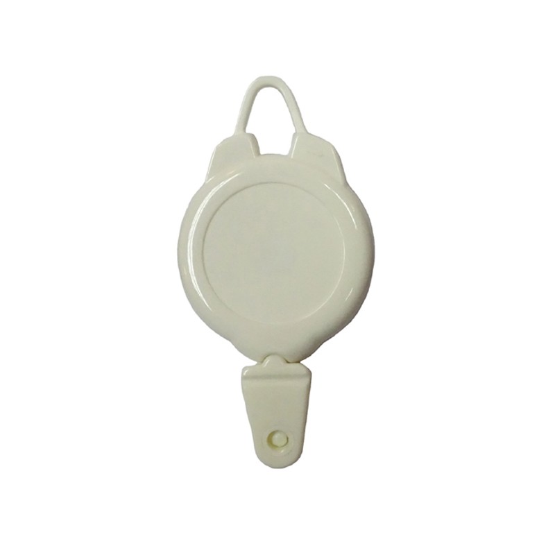 Zawieszki uchwyty na Ski Pass, karnet, linka wysuwana, plastik różne kolory