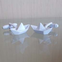 Origami papírhajó...