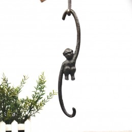 Liatinový rustikálny závesný háčik opička, vintage