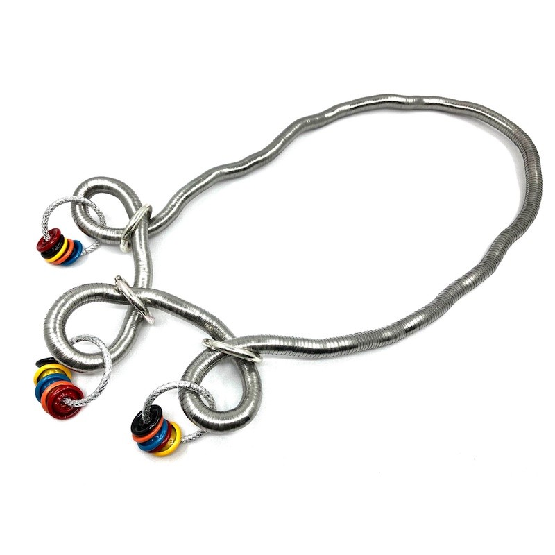 Kształtny naszyjnik, srebrny designerski wąż z kolorowymi zawieszkami