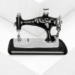 Brošňa retro, historický šijací stroj, pre krajčírov, návrhárov