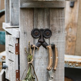 Żeliwny wieszak rustykalny, wieszak moustache, wąs