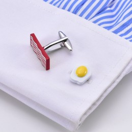 Manžetové knoflíčky slanina a volské oko, sázené vejce, snídaně