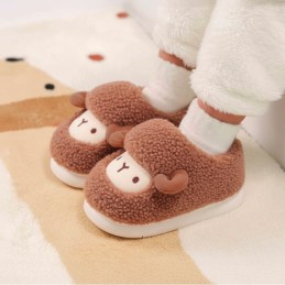 Dětské teplé nesmekavé plyšové bačkory beránek