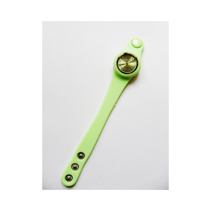 Zelené silikónové hodinky